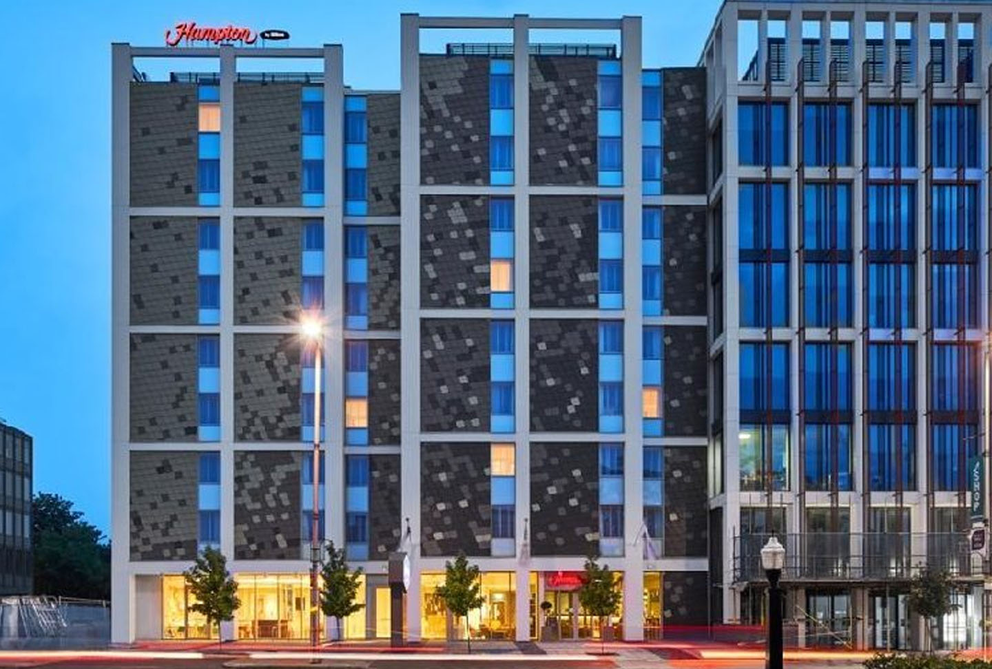 Metframe Hampton by Hilton